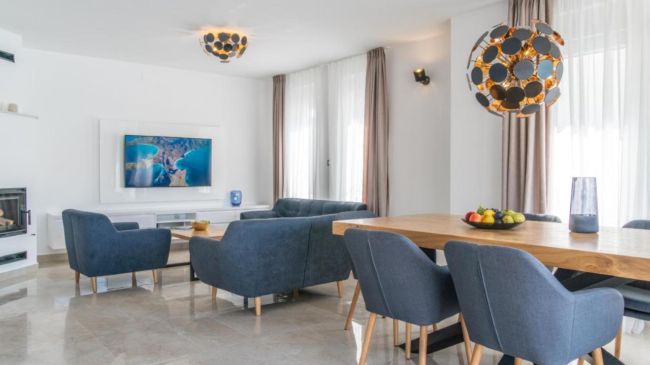 Villa DEA mit privatem beheiztem Pool Vrsi Buitenkant foto