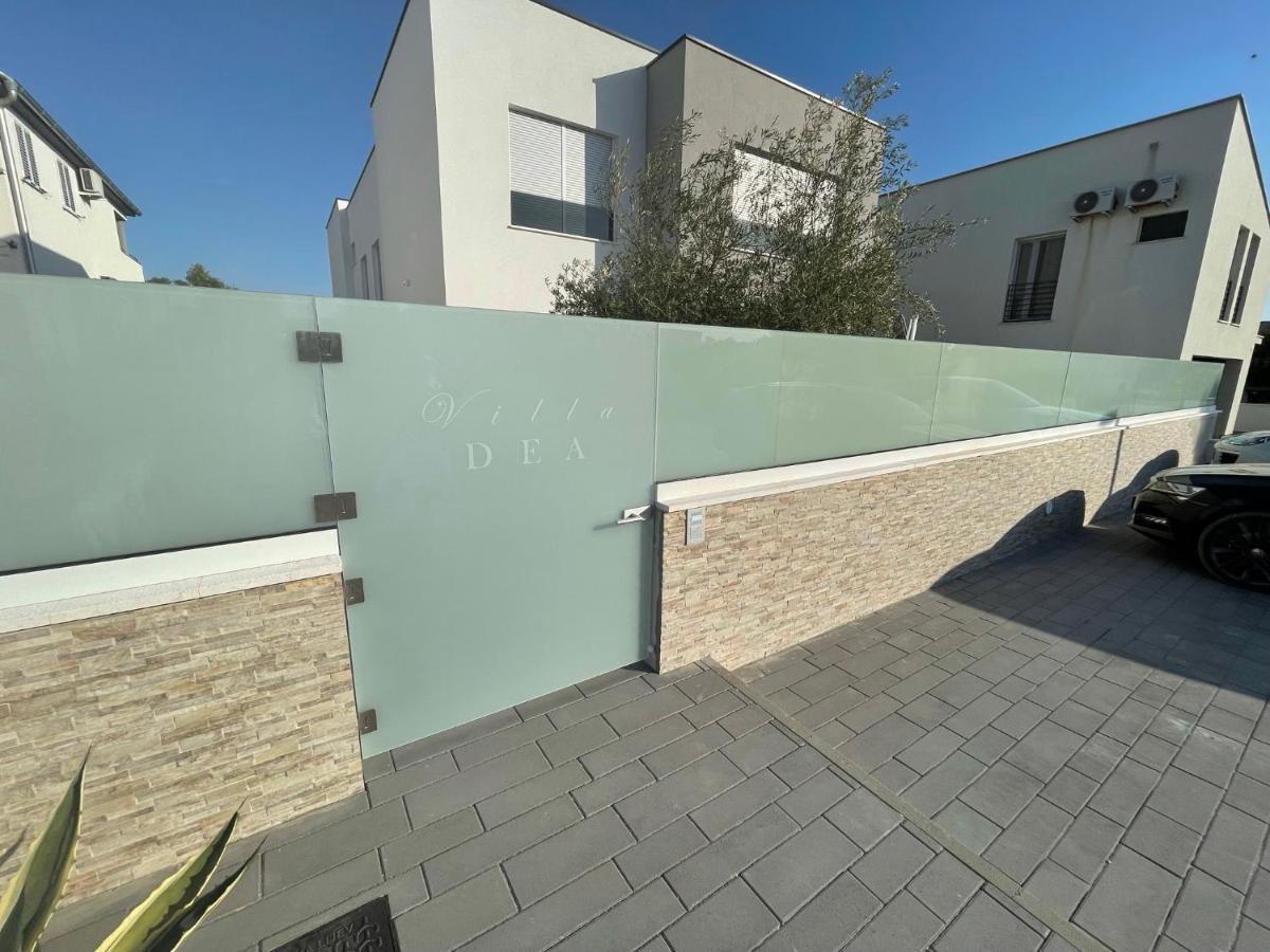 Villa DEA mit privatem beheiztem Pool Vrsi Buitenkant foto