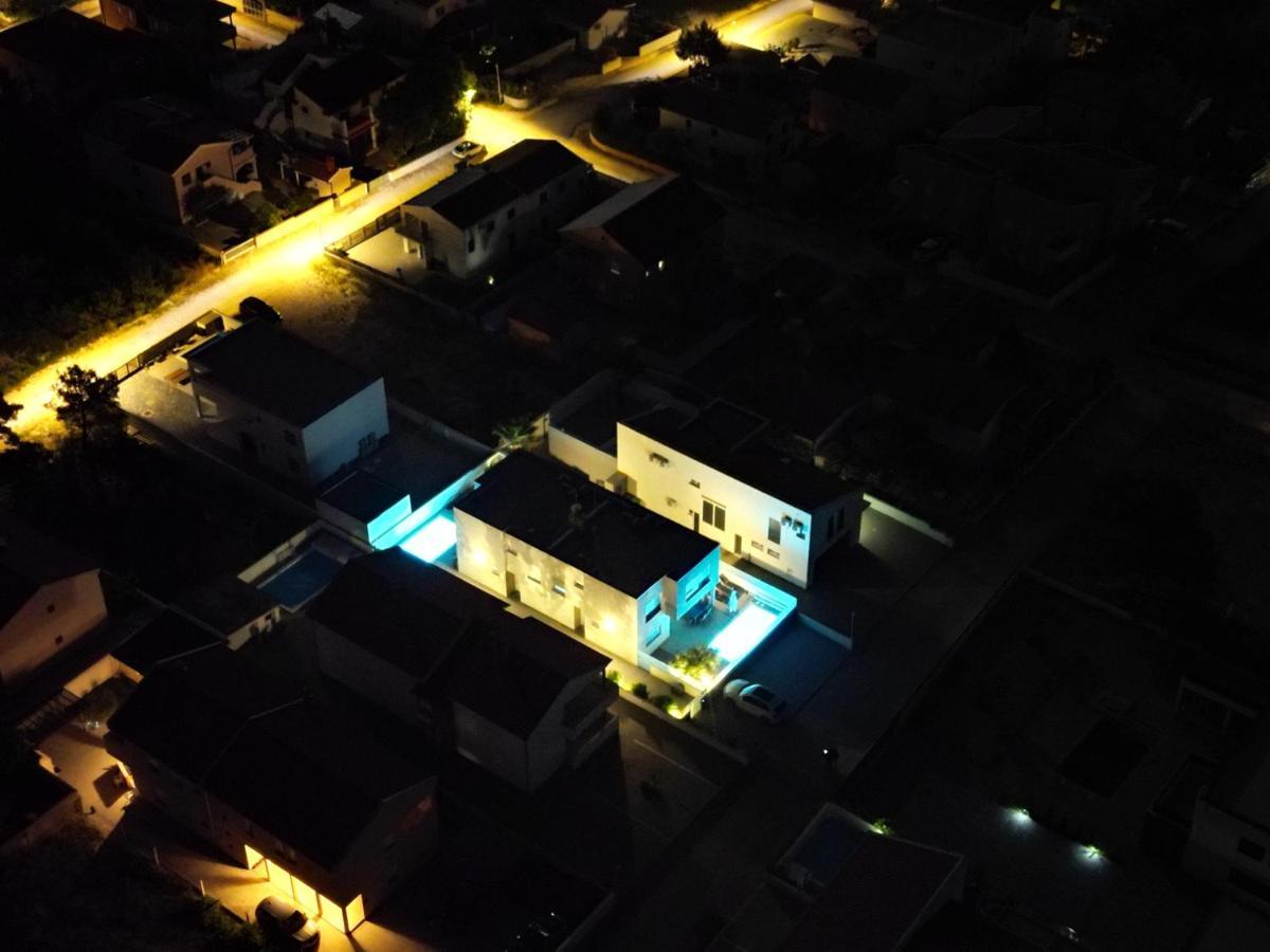 Villa DEA mit privatem beheiztem Pool Vrsi Buitenkant foto