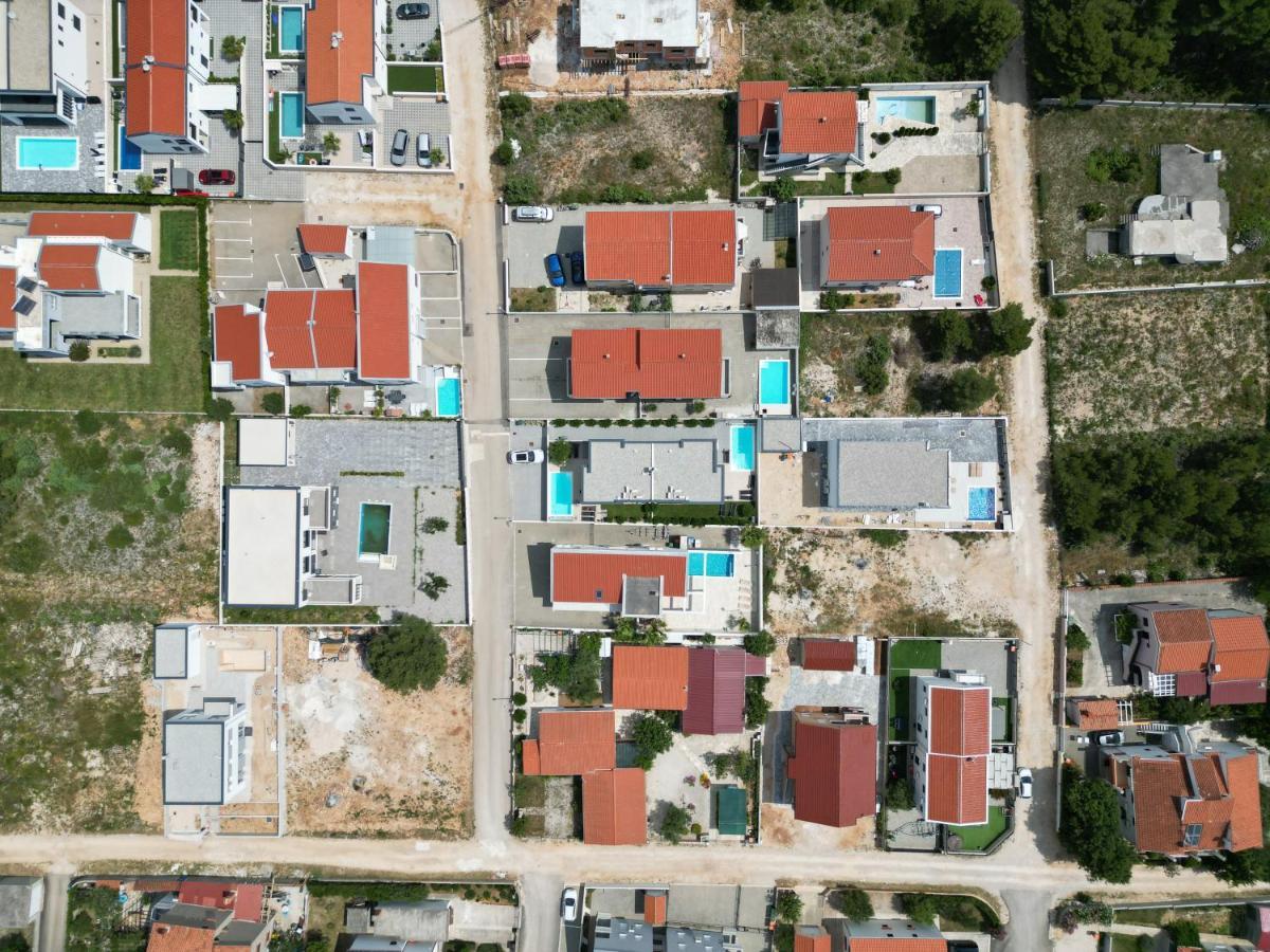 Villa DEA mit privatem beheiztem Pool Vrsi Buitenkant foto